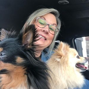 Meet your Posher, Lainie